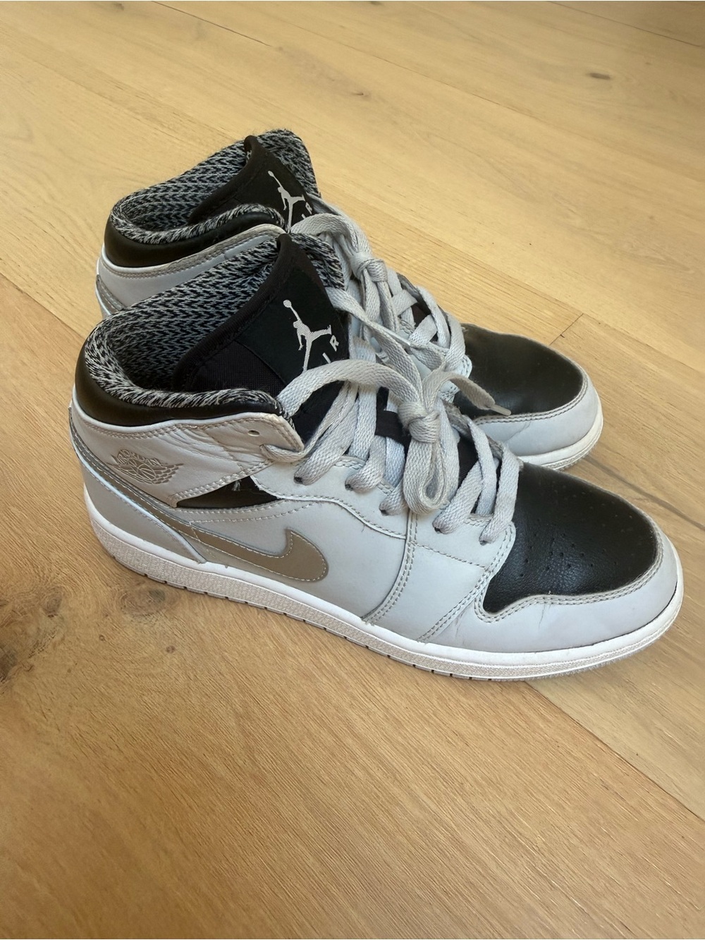 Jordan Mid-Top Sneakers in Black & Light Gray
